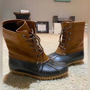 Duck boots W size 6.5